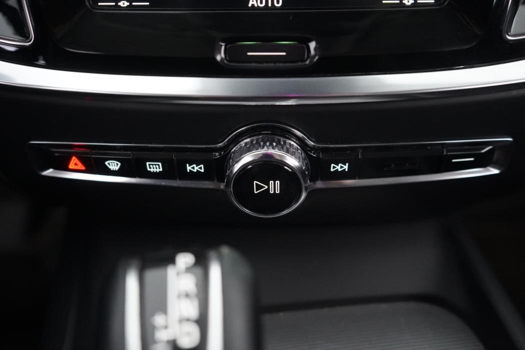 VOLVO V60 2019