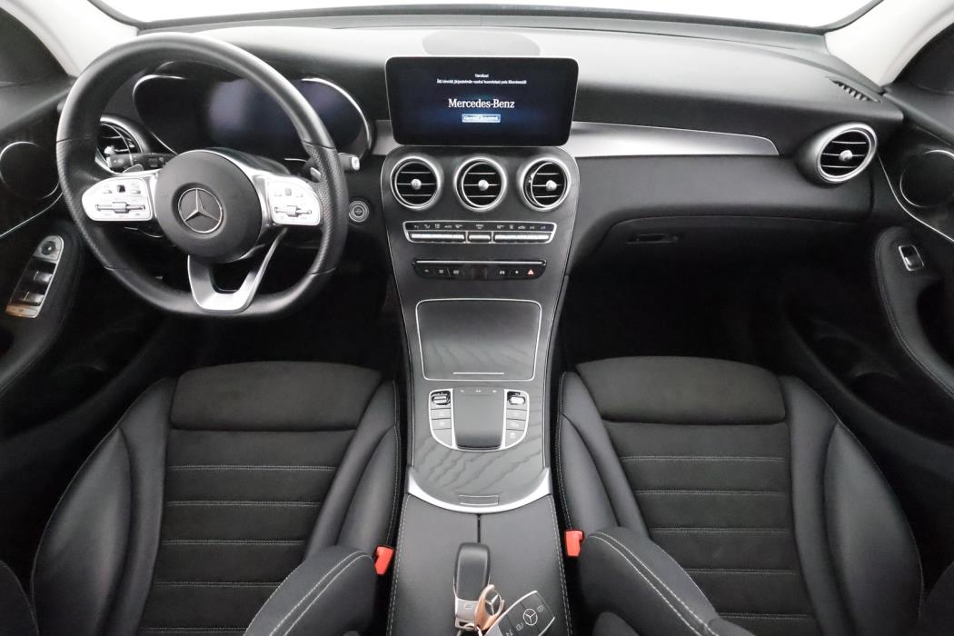 MERCEDES-BENZ GLC 2021