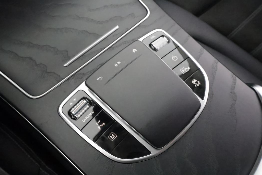 MERCEDES-BENZ GLC 2021