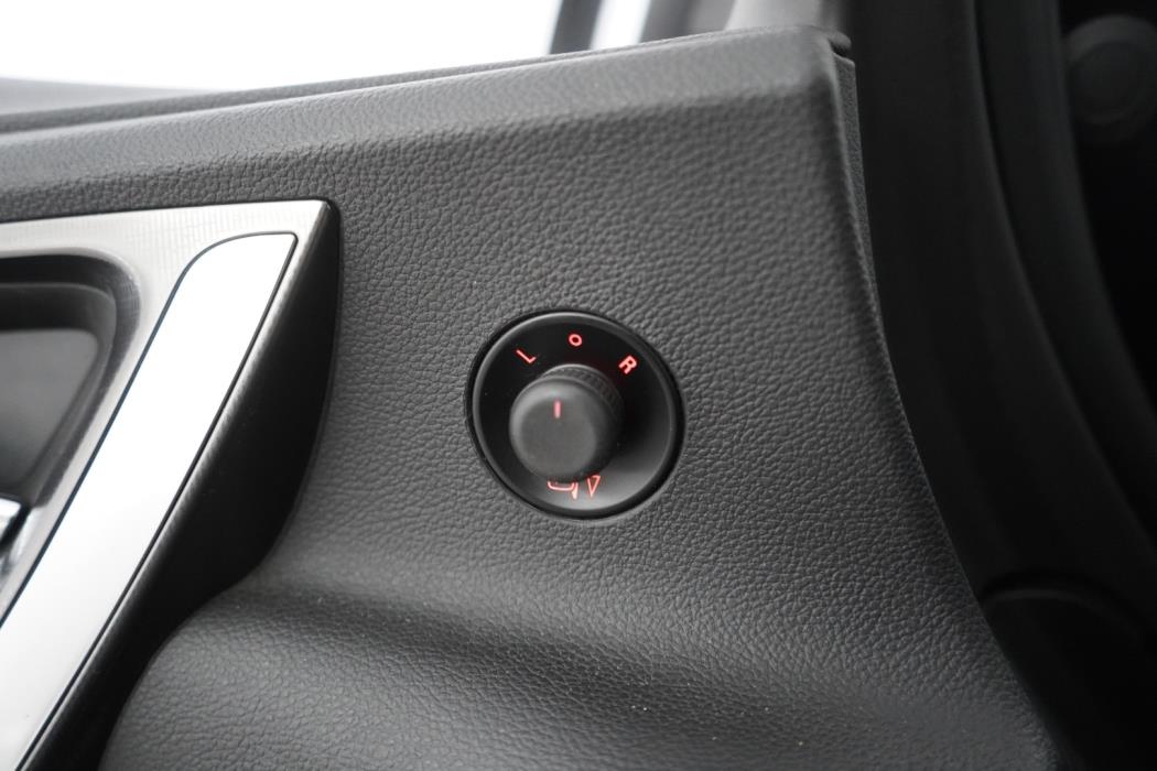OPEL Astra 2011