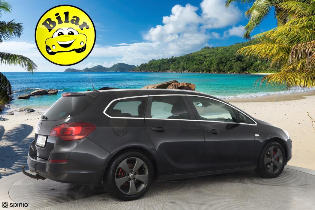 OPEL Astra 2011