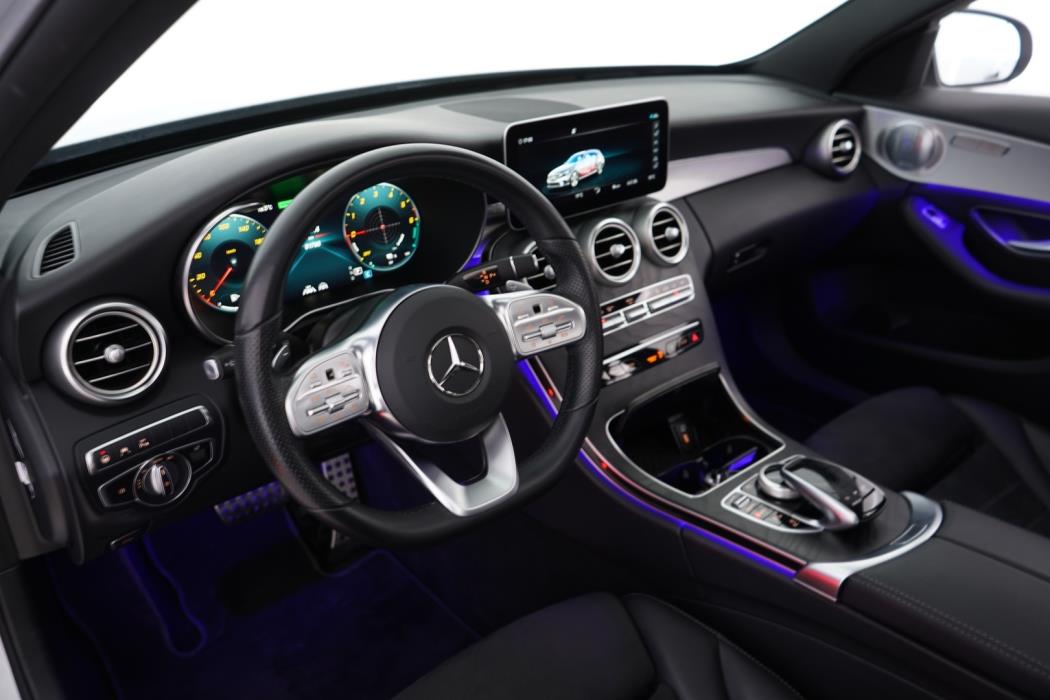 MERCEDES-BENZ C 2020