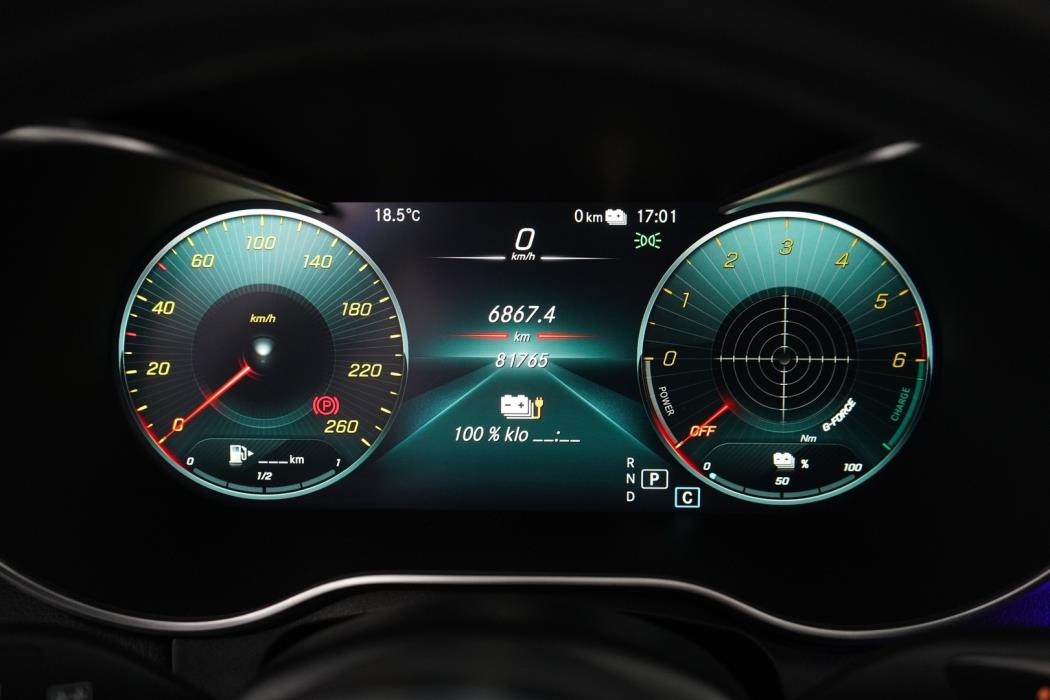 MERCEDES-BENZ C 2020