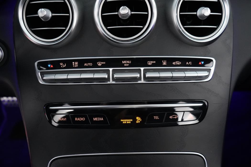 MERCEDES-BENZ C 2020