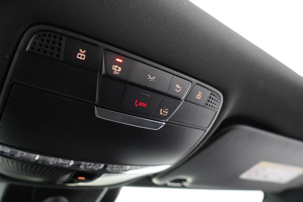 MERCEDES-BENZ C 2020