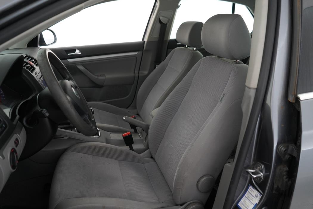 VOLKSWAGEN Jetta 2005