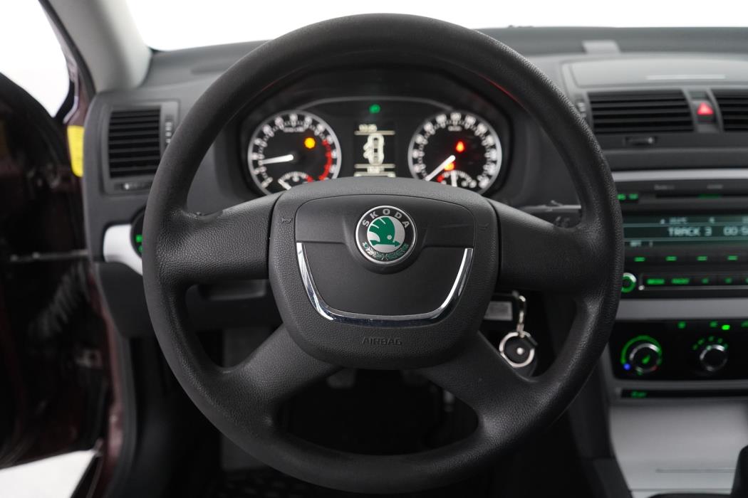SKODA Octavia 2010
