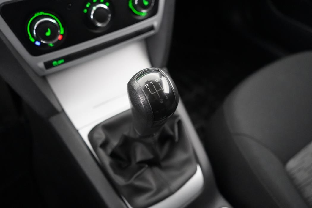 SKODA Octavia 2010