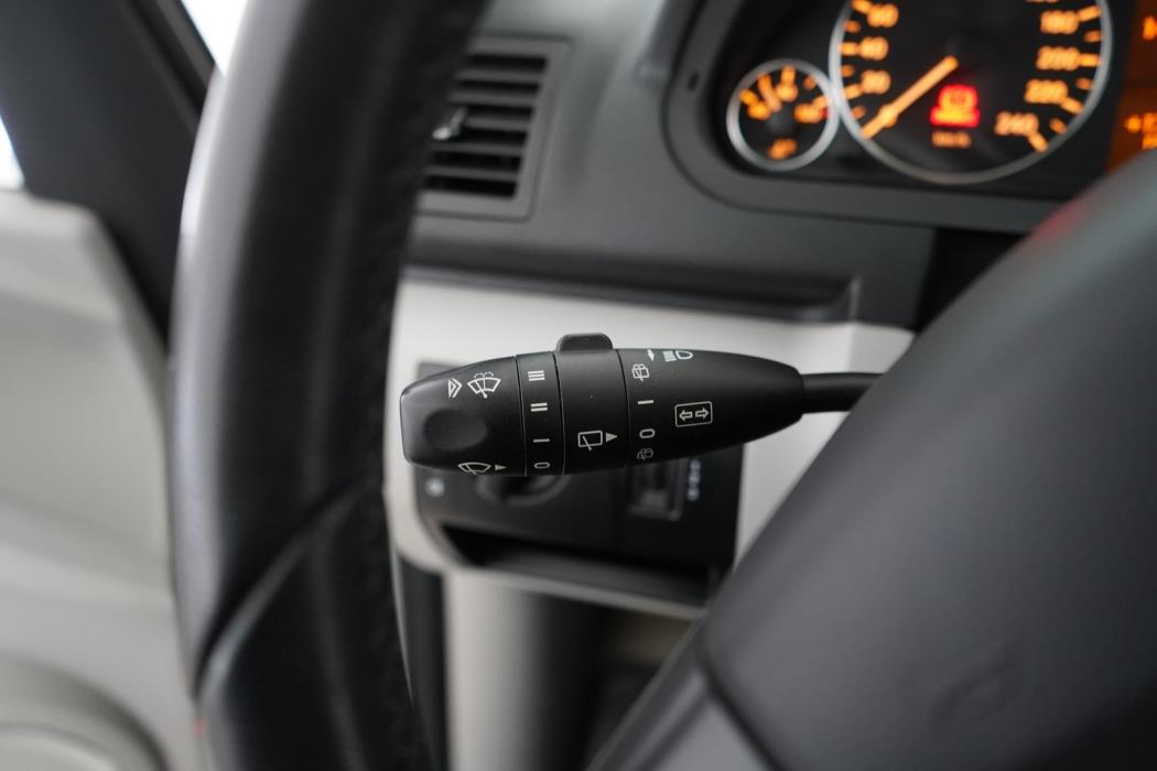 MERCEDES-BENZ A 2012