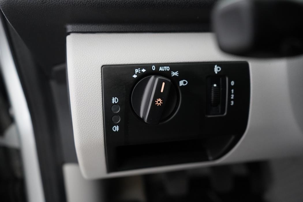 MERCEDES-BENZ A 2012