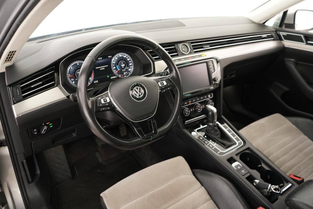 VOLKSWAGEN Passat 2015