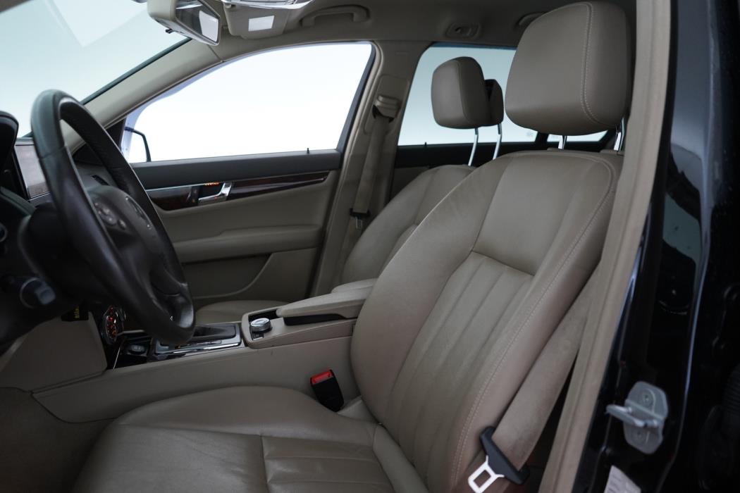 MERCEDES-BENZ C 2008
