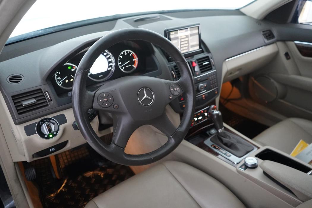 MERCEDES-BENZ C 2008