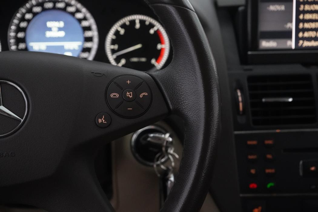 MERCEDES-BENZ C 2008