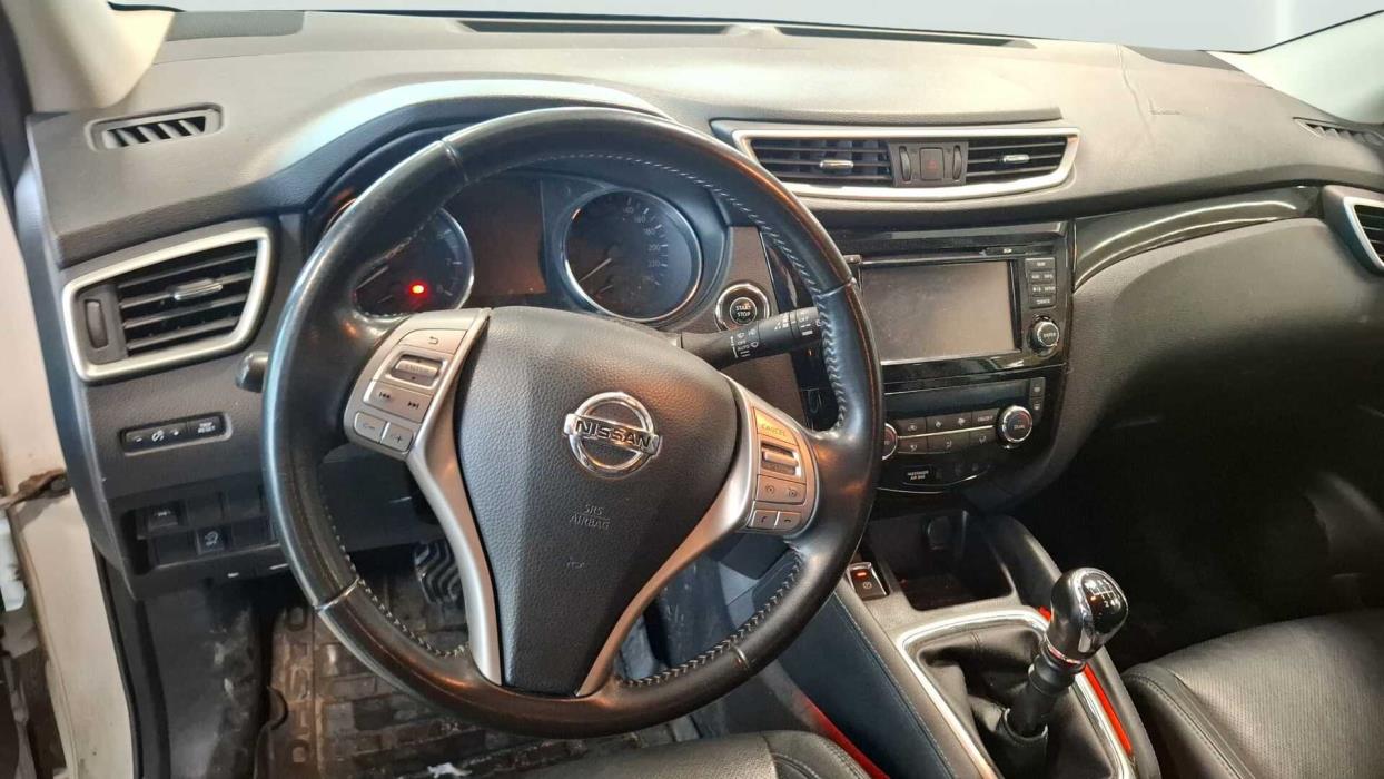 NISSAN Qashqai 2017