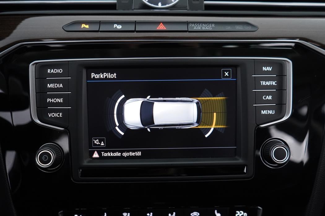 VOLKSWAGEN Passat 2017