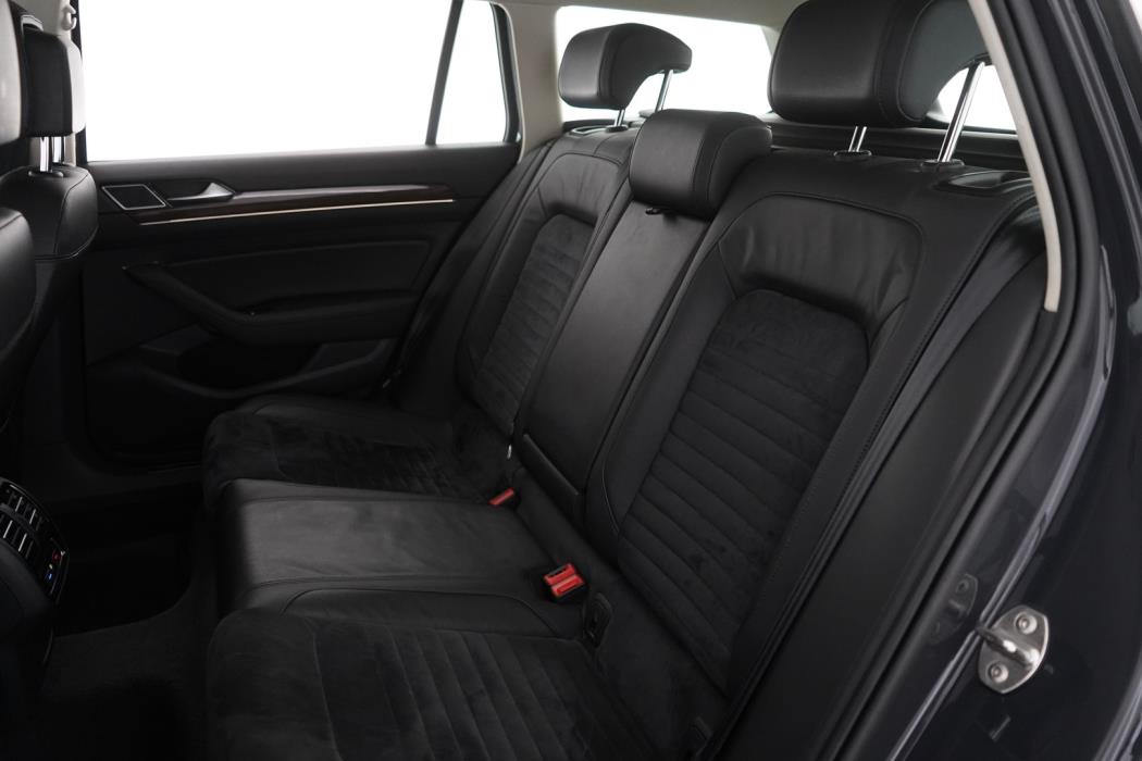 VOLKSWAGEN Passat 2017