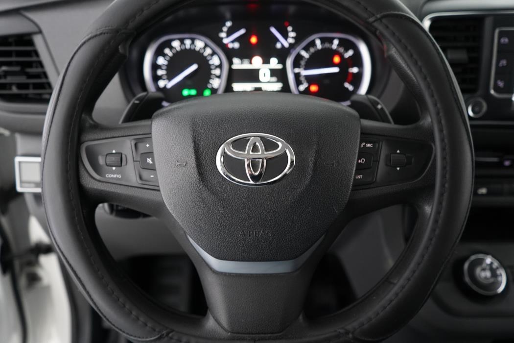 TOYOTA Proace 2018