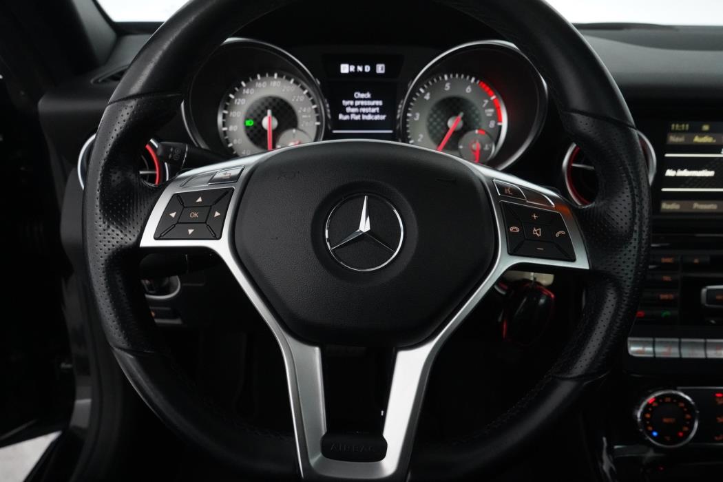 MERCEDES-BENZ SLK 2012
