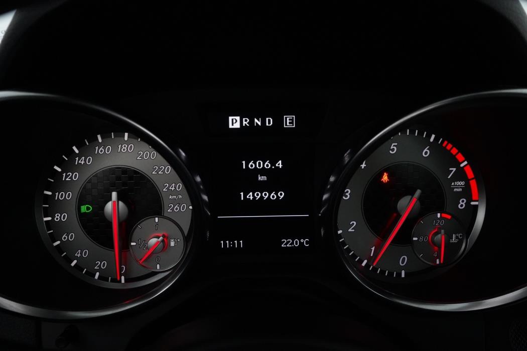 MERCEDES-BENZ SLK 2012