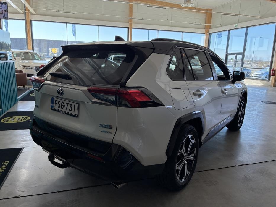 TOYOTA RAV4 PLUG-IN 2020