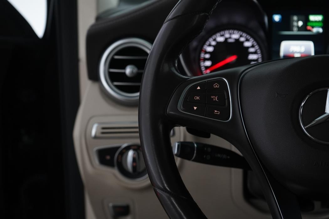 MERCEDES-BENZ GLC 2018