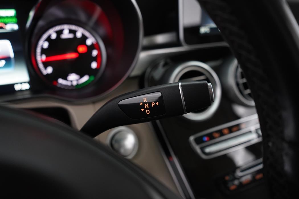 MERCEDES-BENZ GLC 2018