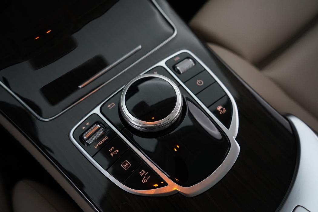 MERCEDES-BENZ GLC 2018