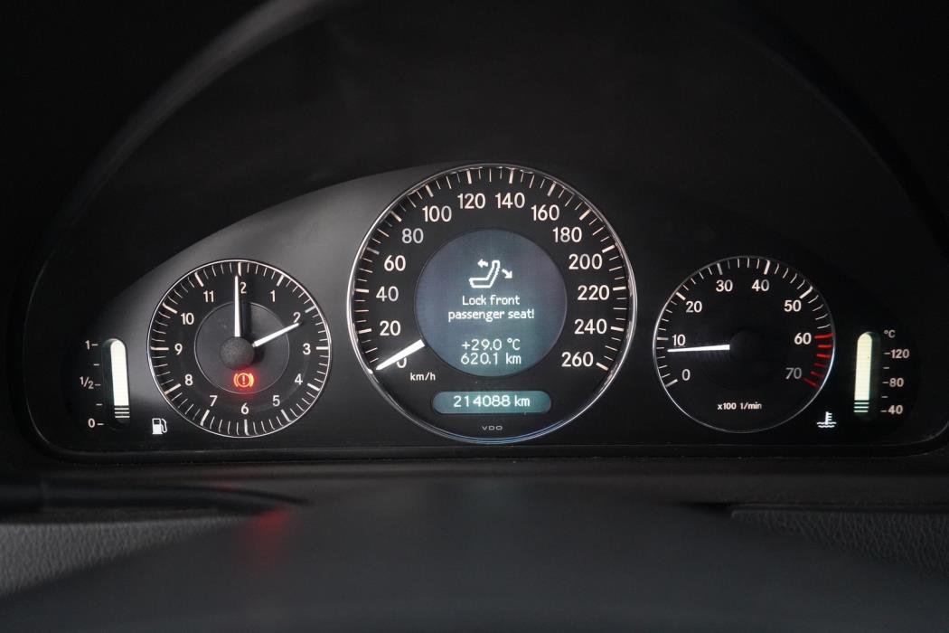 MERCEDES-BENZ CLK 2004