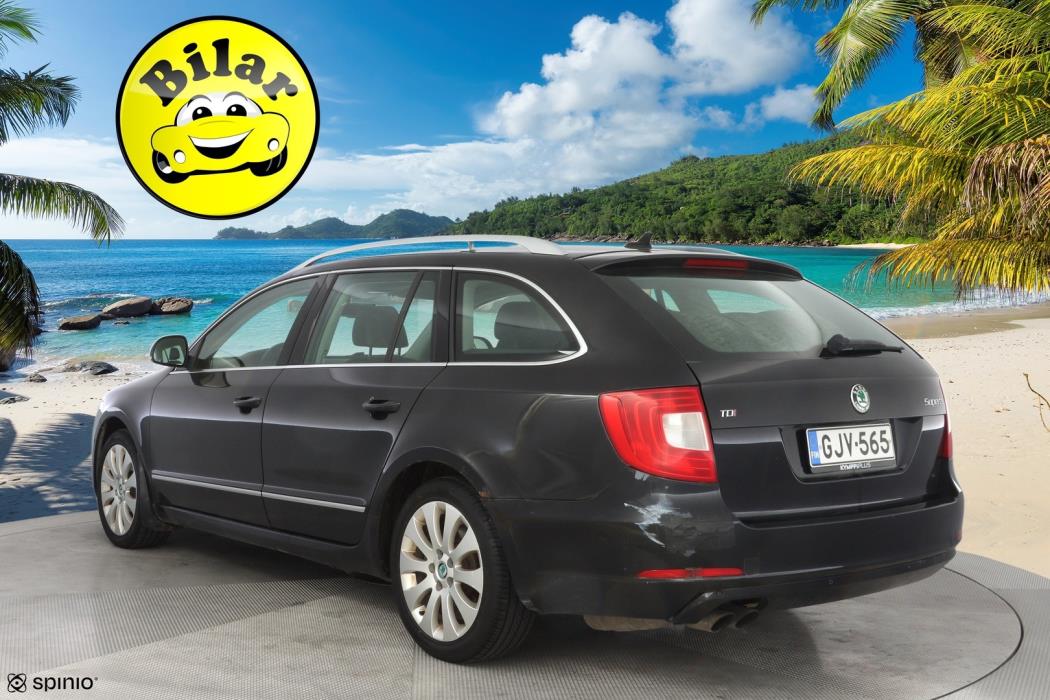 SKODA Superb 2011