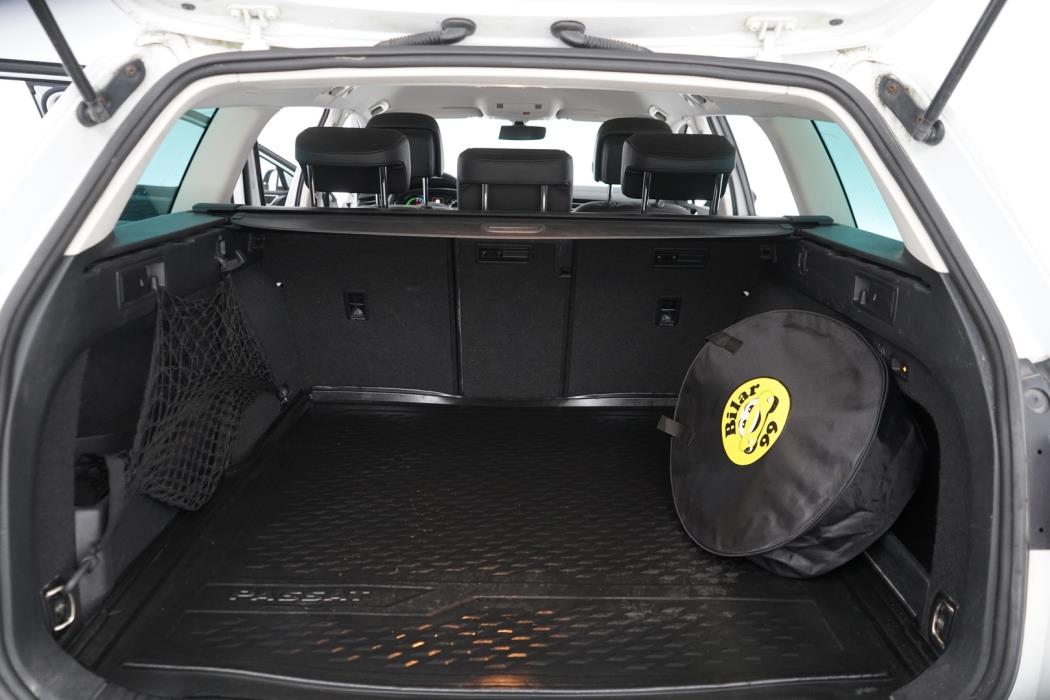 VOLKSWAGEN Passat 2017