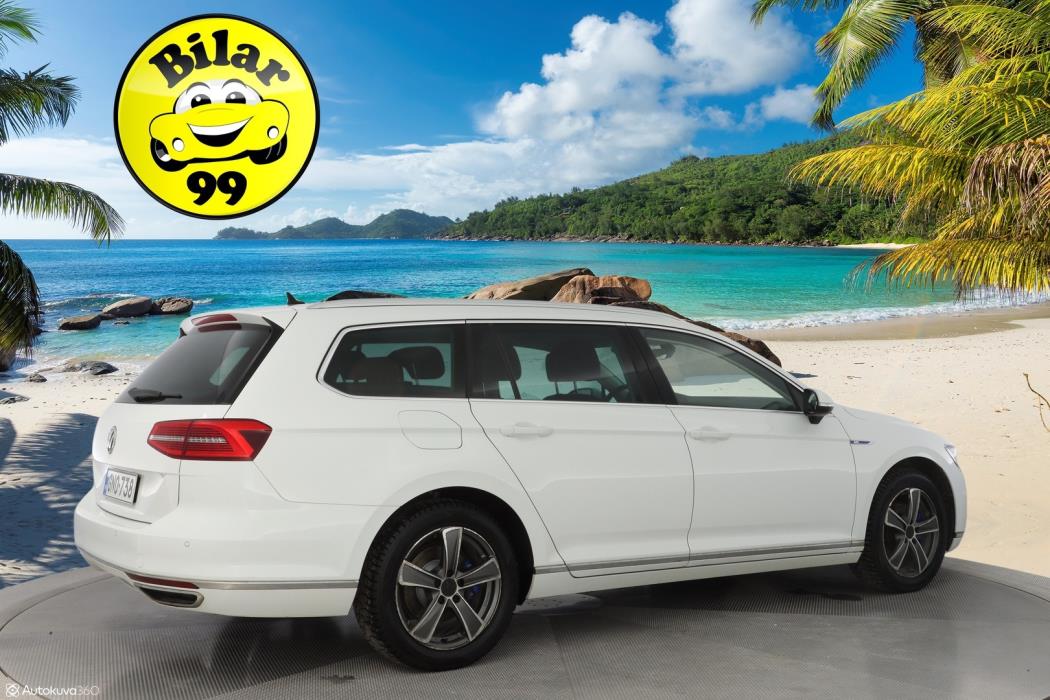 VOLKSWAGEN Passat 2017