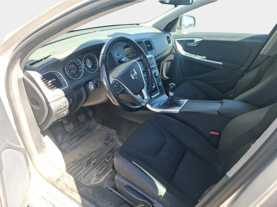 VOLVO S60 2011