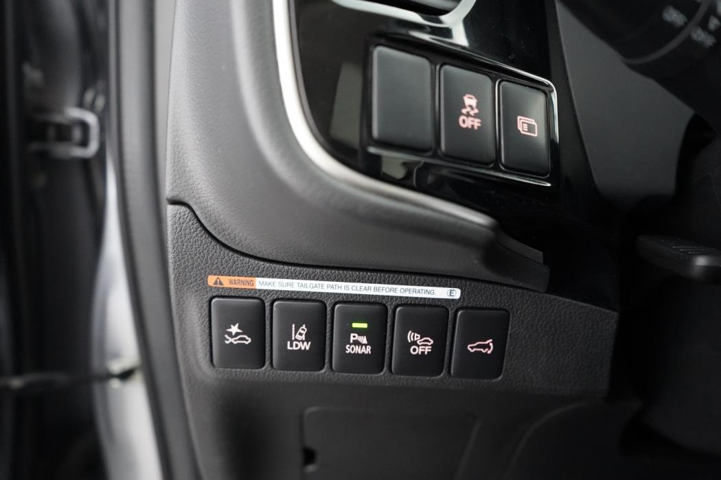 MITSUBISHI OUTLANDER PHEV 2017