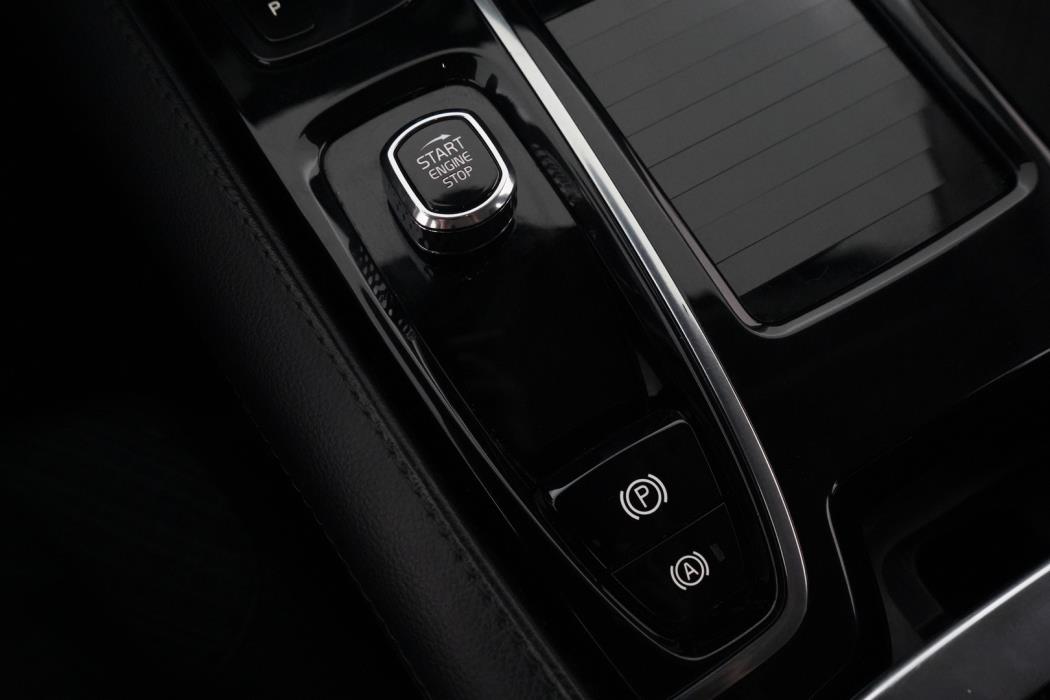VOLVO V60 2022