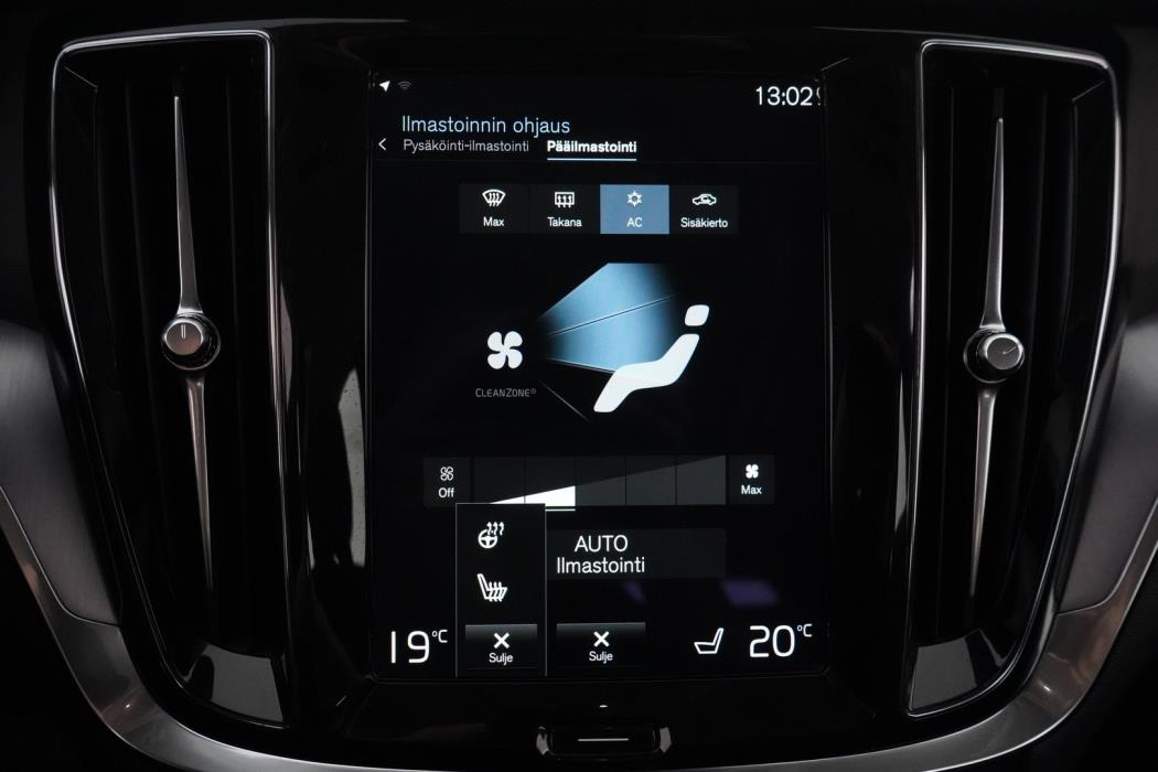 VOLVO V60 2022
