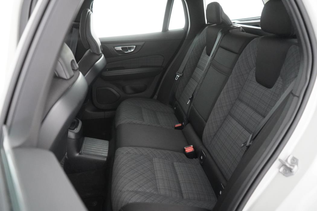 VOLVO V60 2022