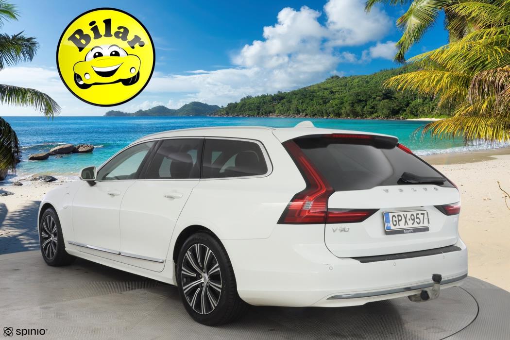 VOLVO V90 2021