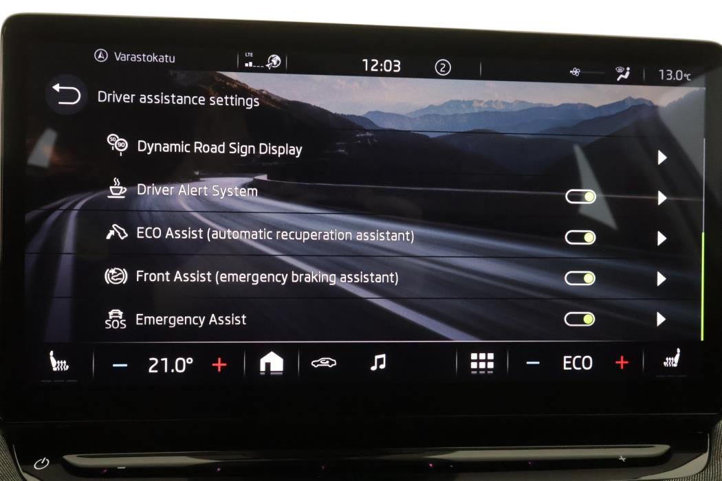 SKODA Enyaq 2022