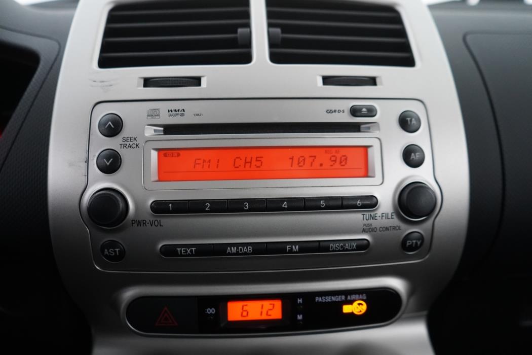 TOYOTA Urban Cruiser 2010