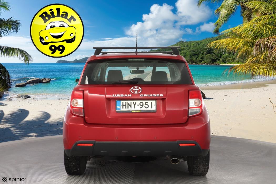 TOYOTA Urban Cruiser 2010