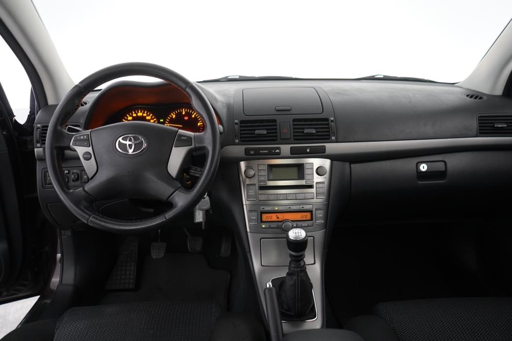 TOYOTA Avensis 2008