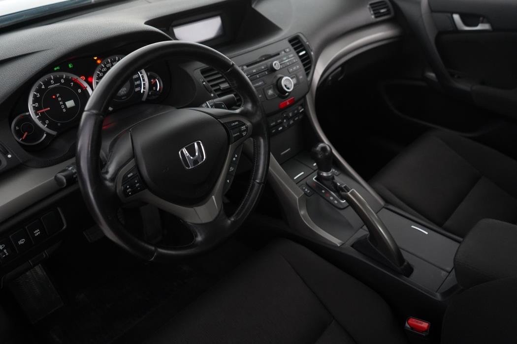 HONDA Accord 2010