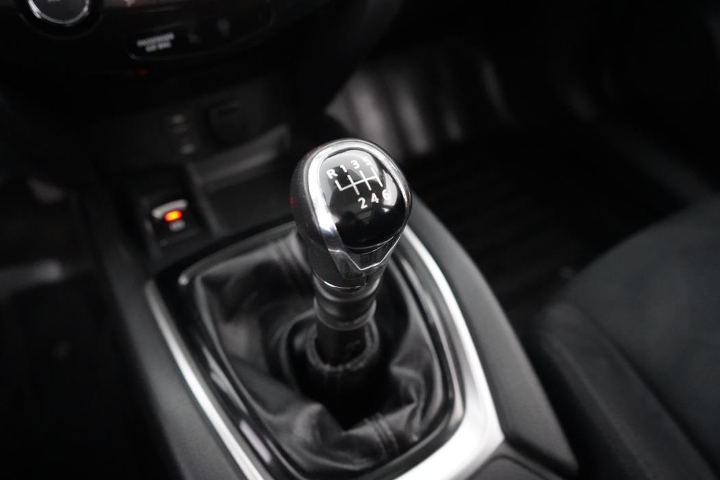 NISSAN X-Trail 2016