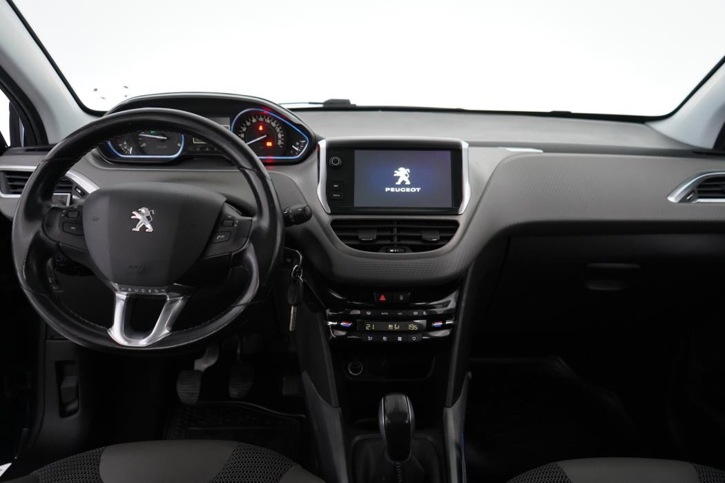 PEUGEOT 2008 2016
