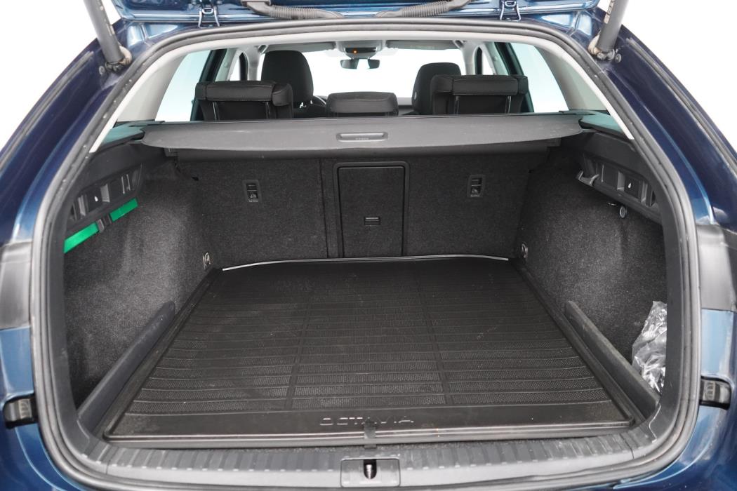 SKODA Octavia 2022