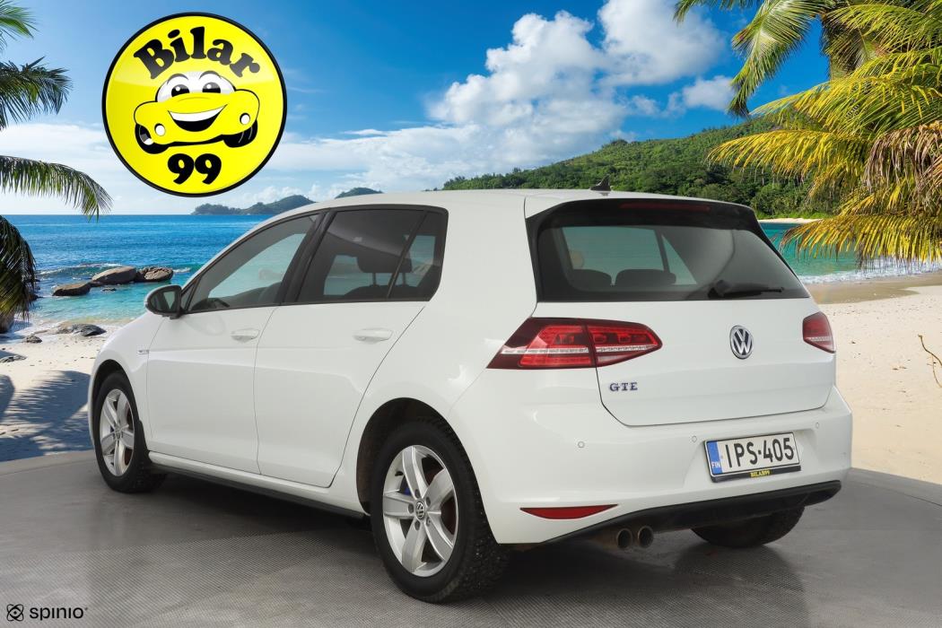 VOLKSWAGEN Golf 2016