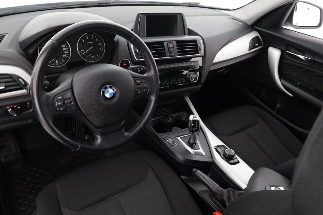 BMW 118 2017
