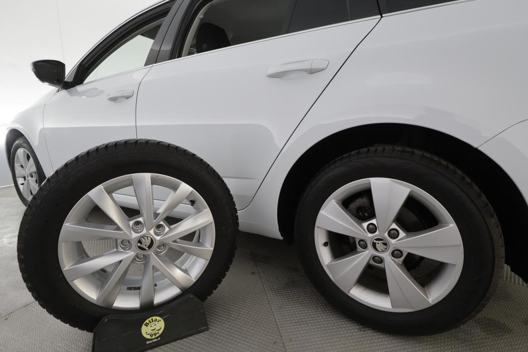 SKODA Octavia 2020