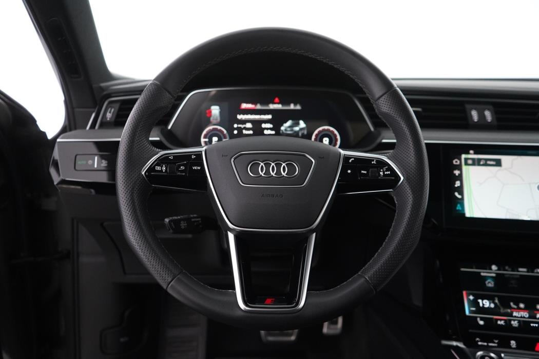 AUDI Q8 E-TRON 2024